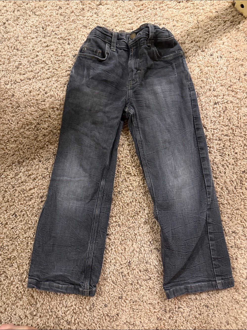 Wrangler Boys Gray Faded Straight Jeans